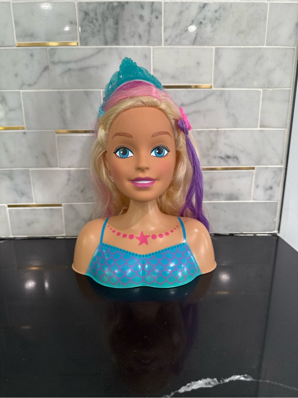 Barbie 2013 Mattel Dreamtopia Mermaid Styling Head Blonde Pink Hair Kids Toy